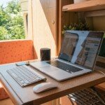 Trabajando desde casa para ganar dinero urgente sin inversión.